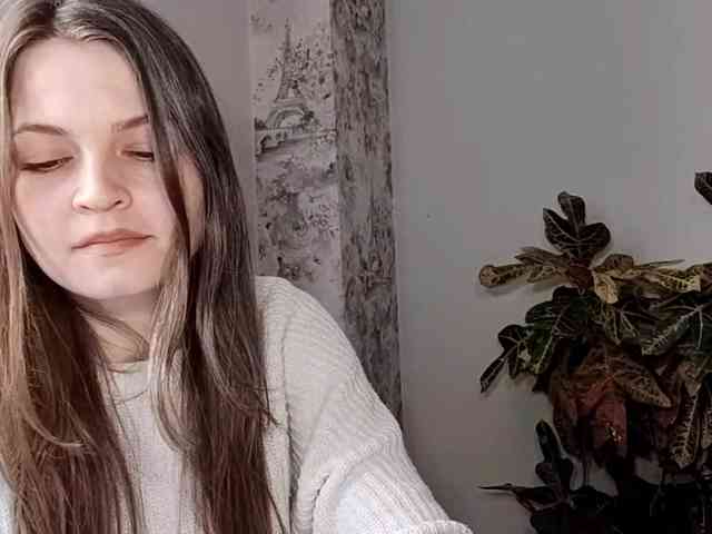 MaisieFresta webcam