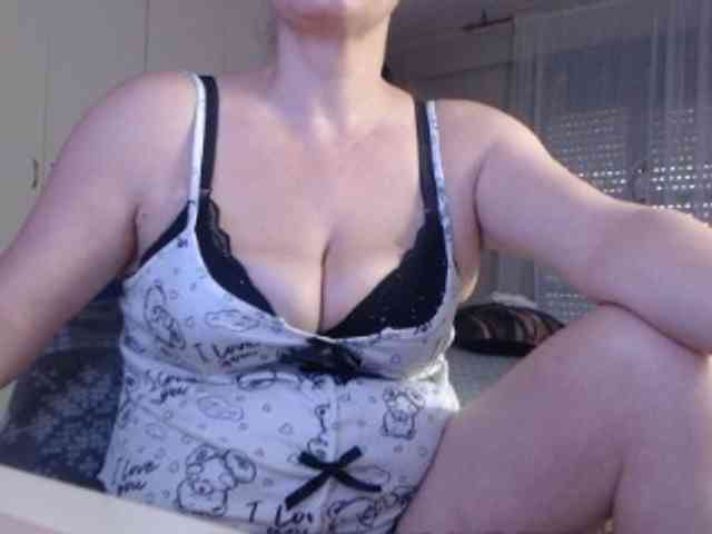 Modella: samantaboobs