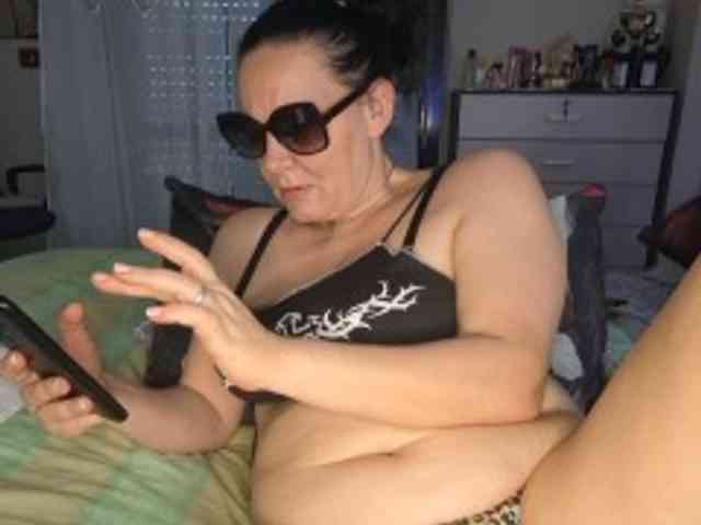 Modella: samantaboobs