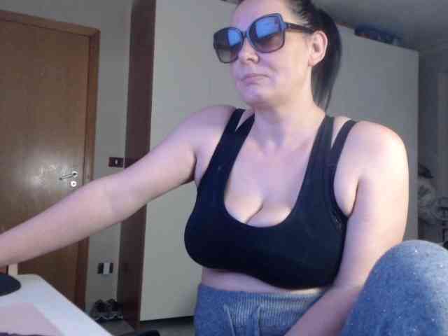 Modella: samantaboobs