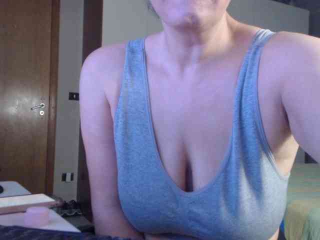 Modella: samantaboobs