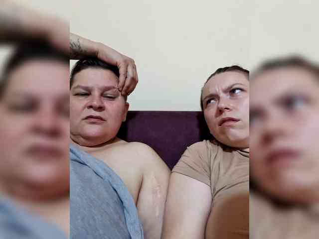 Dinarik97 webcam