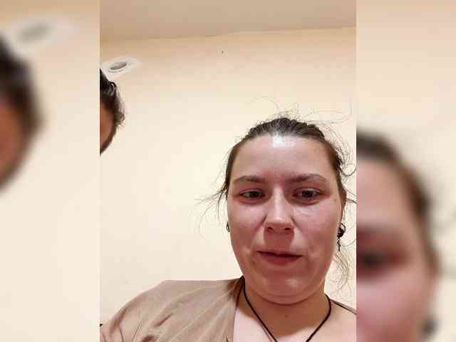 Dinarik97 webcam