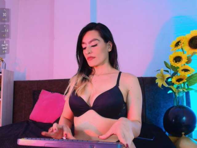 Lexieblacke — live female cam