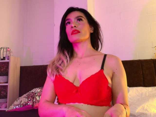 Lexieblacke live cam on BongaCams