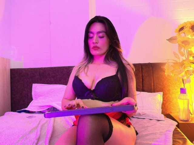 Lexieblacke live cam on BongaCams