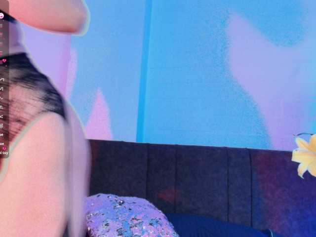Lexieblacke live cam on BongaCams