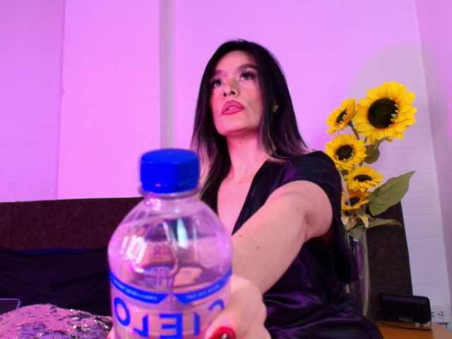Lexieblacke live cam on BongaCams