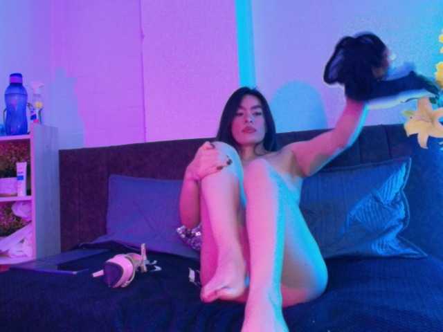 Lexieblacke live cam on BongaCams
