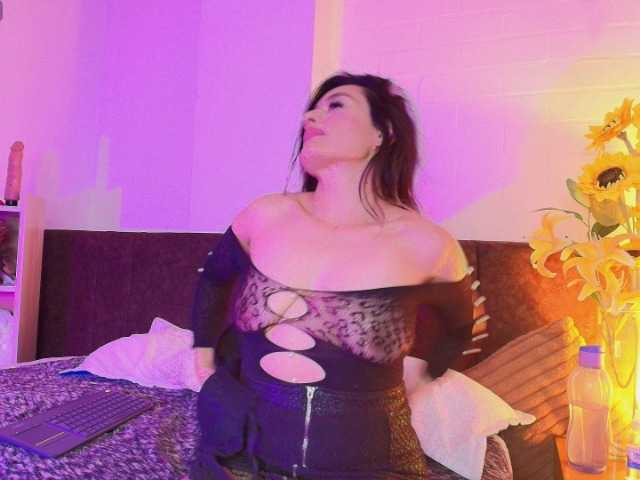 Lexieblacke live cam on BongaCams