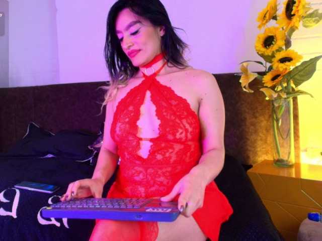 Lexieblacke live cam on BongaCams
