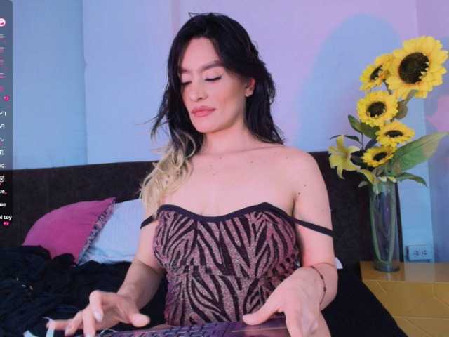 Lexieblacke live cam preview