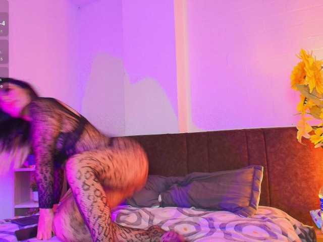 Lexieblacke live cam on BongaCams