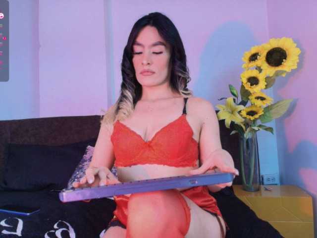 Lexieblacke live cam on BongaCams