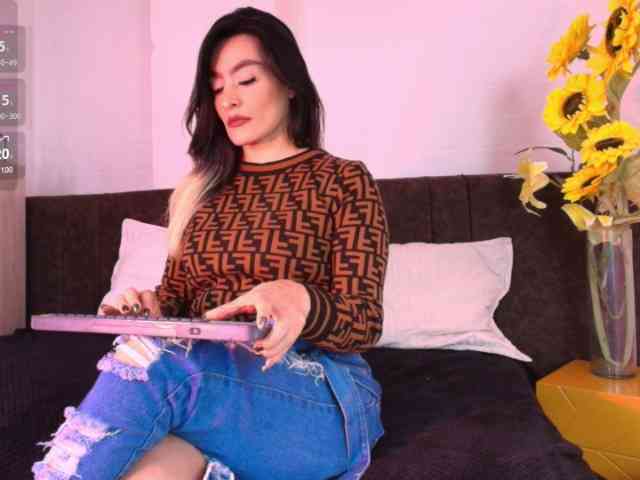 Lexieblacke webcam