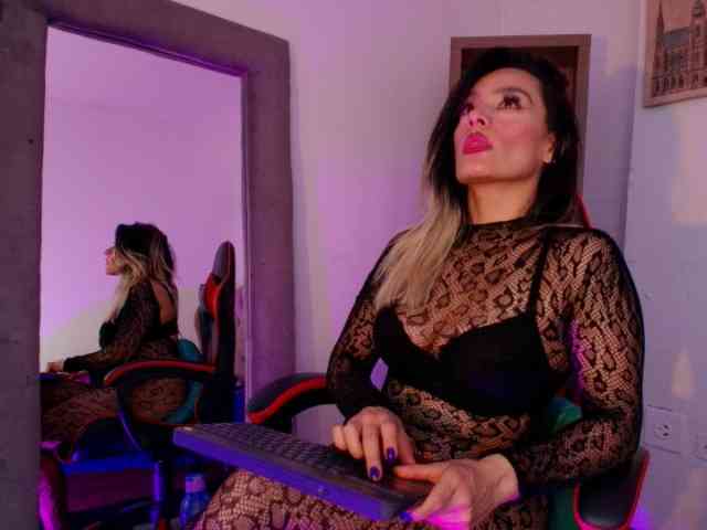 Lexieblacke webcam