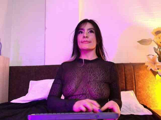 Lexieblacke webcam