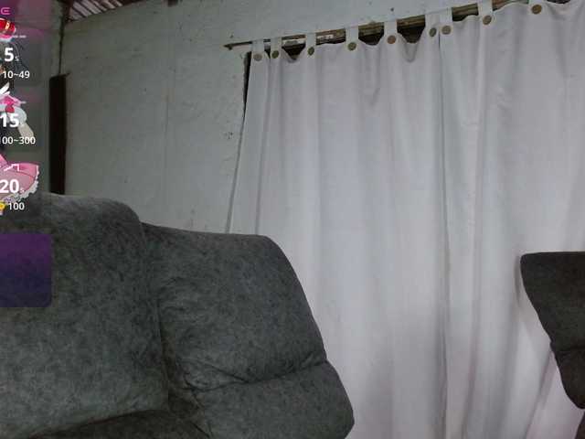 Ebony-joness live cam on BongaCams