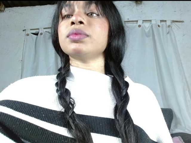 Ebony-joness live cam on BongaCams