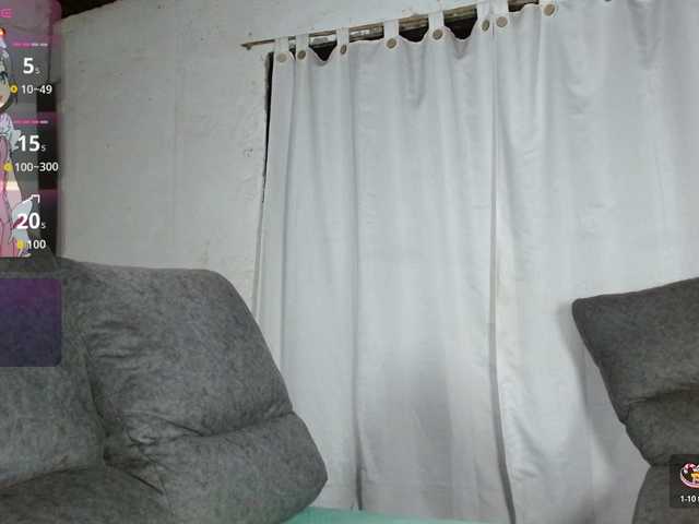 Ebony-joness live cam on BongaCams