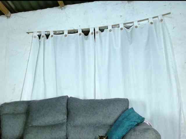 Ebony-joness webcam