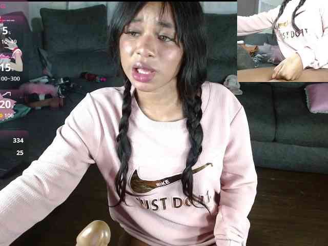 Ebony-joness webcam
