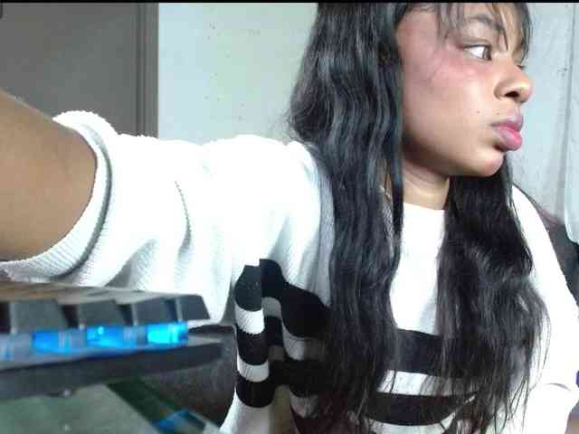 Ebony-joness webcam