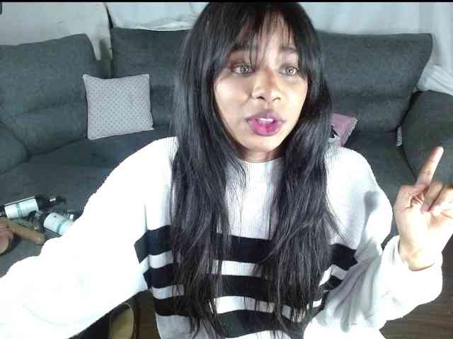 Ebony-joness webcam