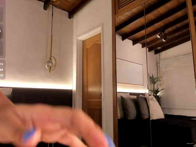 MarieSmith webcam