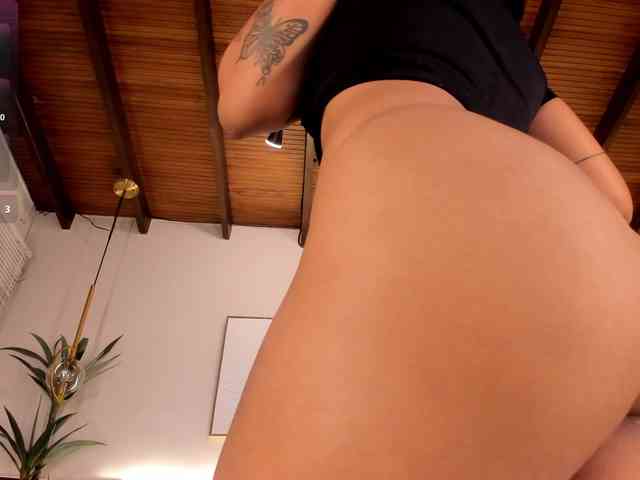 MarieSmith webcam