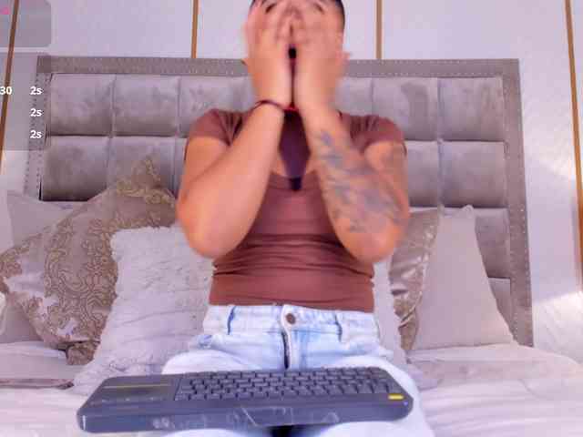 MarieSmith webcam