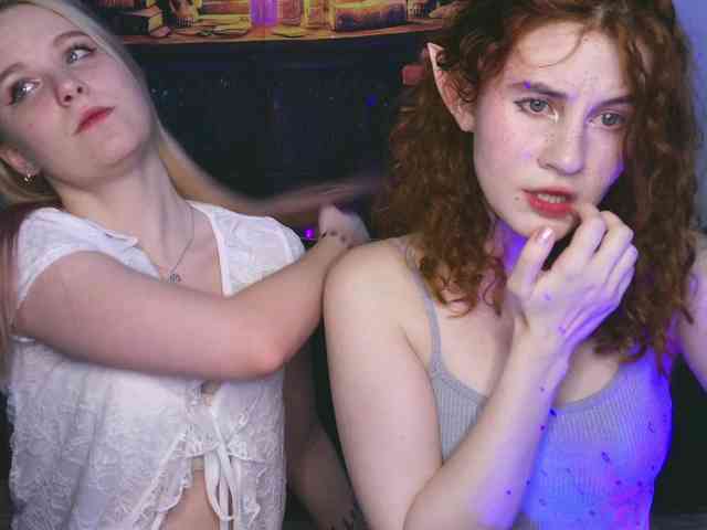 VelvetPleasure webcam