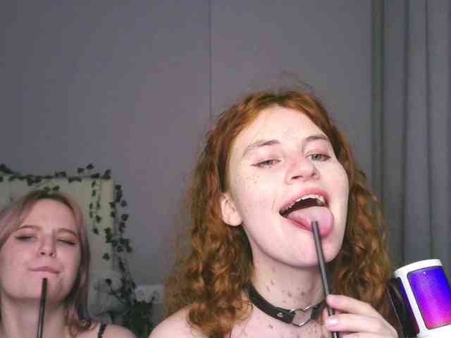 VelvetPleasure webcam