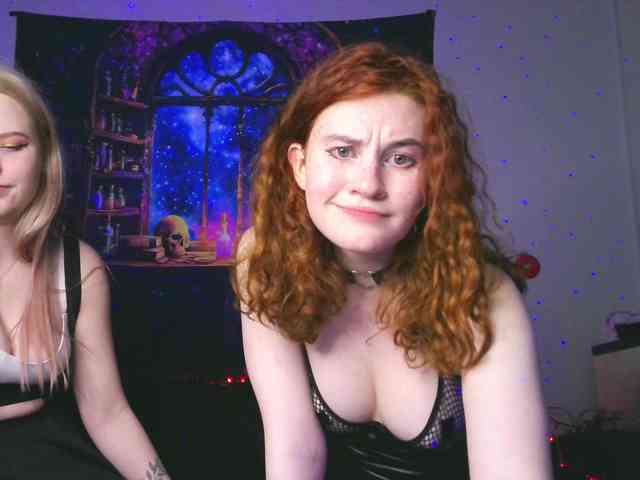 VelvetPleasure webcam