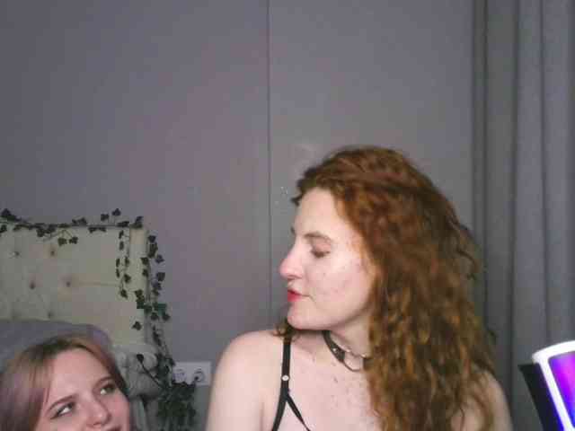 VelvetPleasure webcam