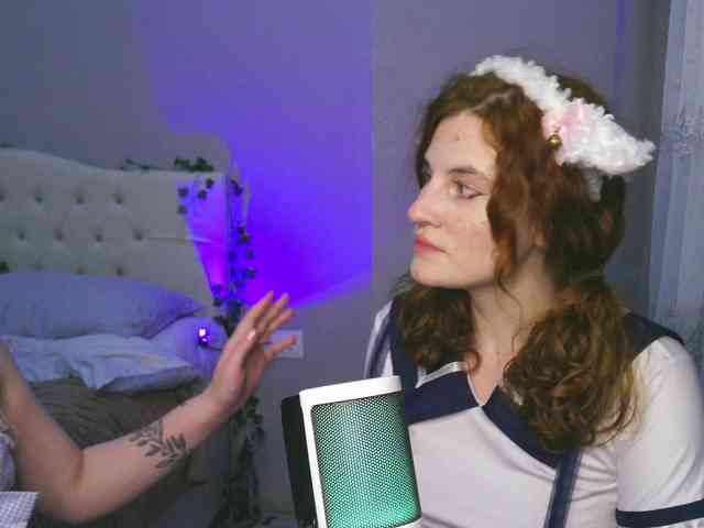 VelvetPleasure webcam