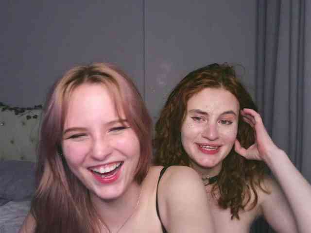 VelvetPleasure webcam