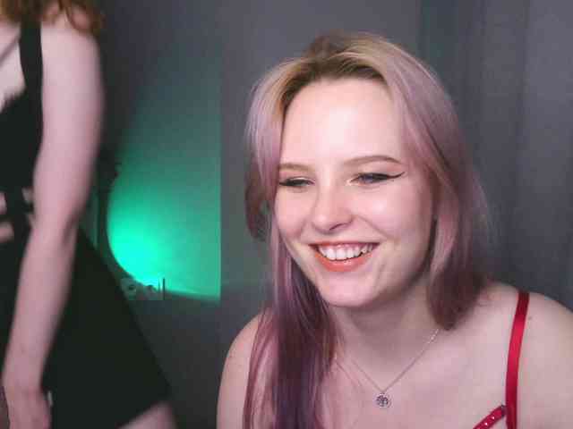 VelvetPleasure webcam