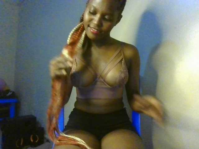 NaughtyWhispers live cam on BongaCams