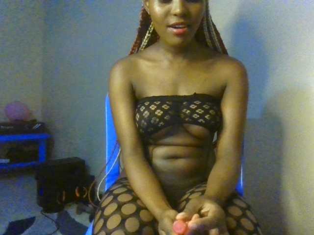 NaughtyWhispers live cam on BongaCams