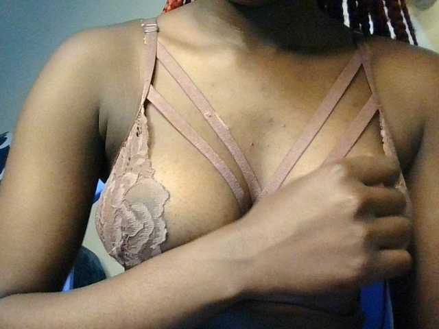 NaughtyWhispers live cam on BongaCams