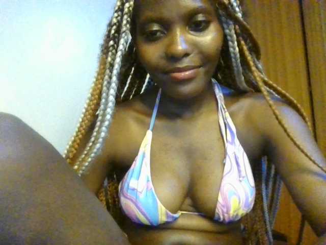 NaughtyWhispers live cam on BongaCams