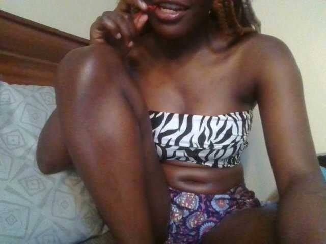 NaughtyWhispers live cam on BongaCams