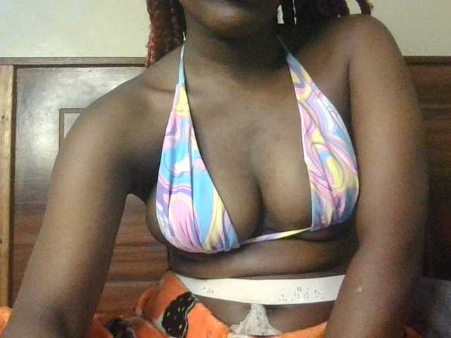 NaughtyWhispers live cam on BongaCams