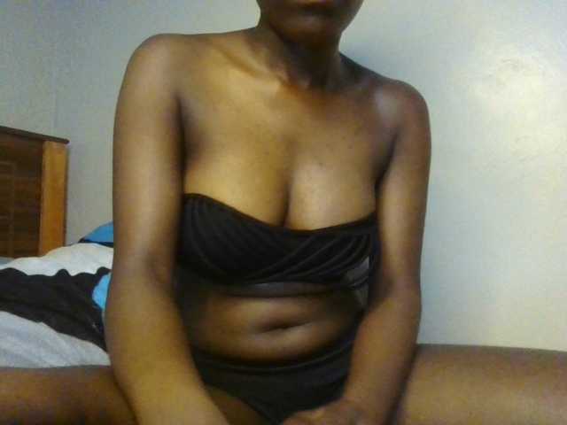 NaughtyWhispers live cam on BongaCams