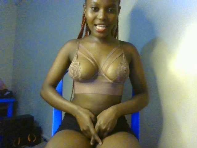NaughtyWhispers live cam on BongaCams