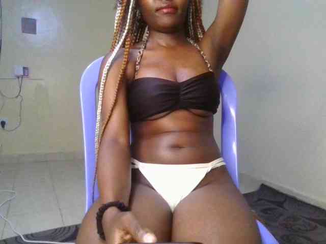Brianasexy4u webcam