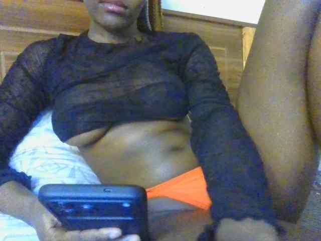 Brianasexy4u webcam