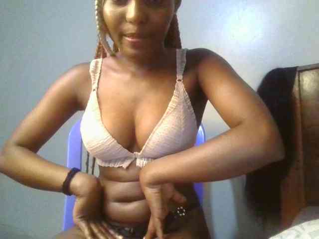 Brianasexy4u webcam