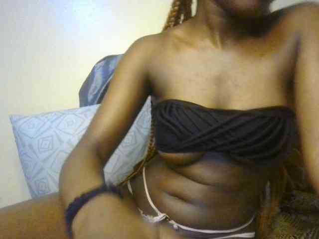 Brianasexy4u webcam